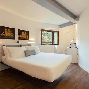 Camera standard con letto king size